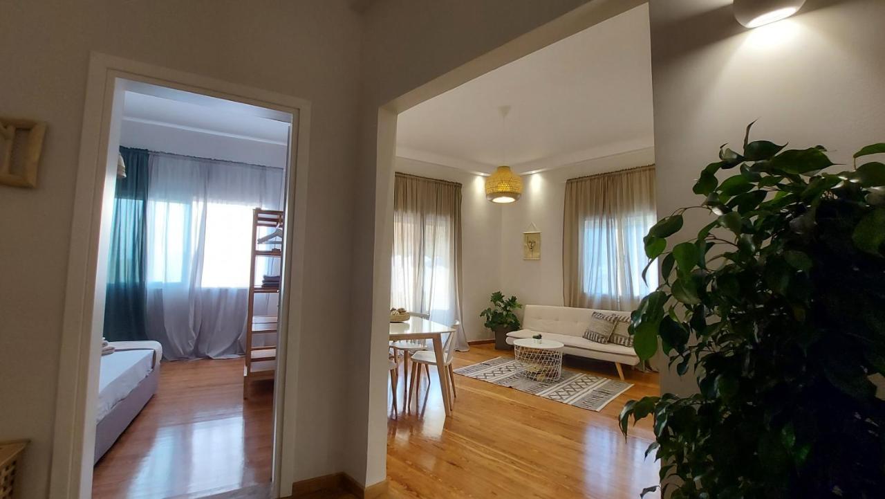 Onar Beachfront Residence, Loutraki Extérieur photo
