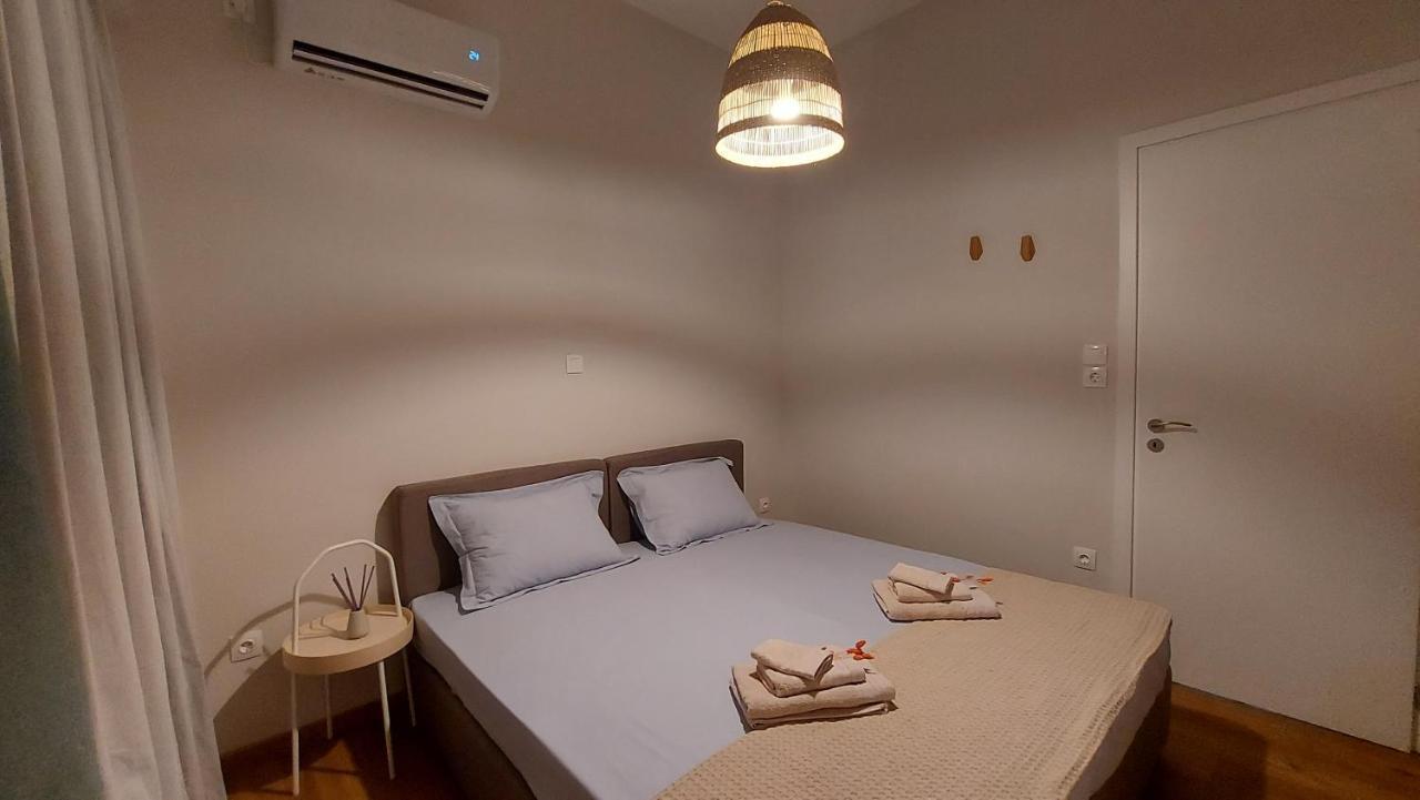 Onar Beachfront Residence, Loutraki Extérieur photo