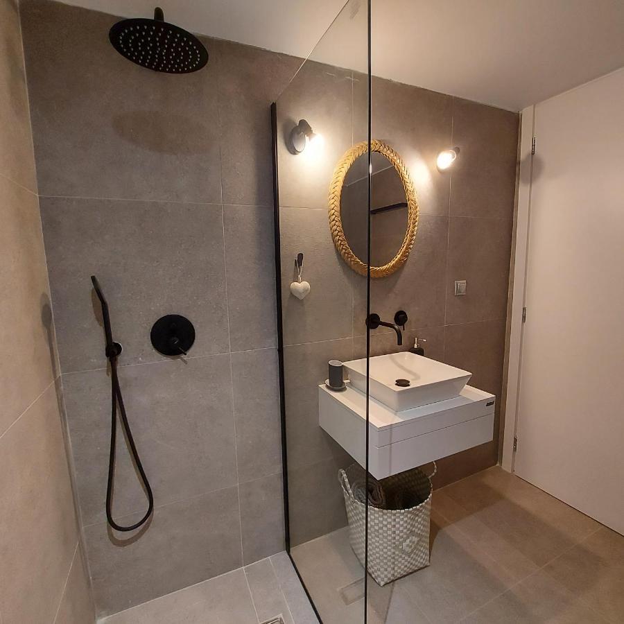 Onar Beachfront Residence, Loutraki Extérieur photo