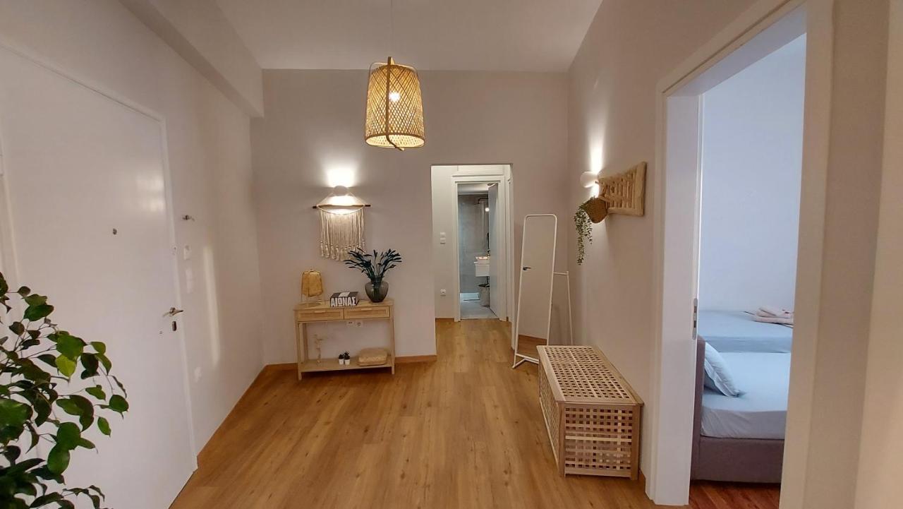 Onar Beachfront Residence, Loutraki Extérieur photo