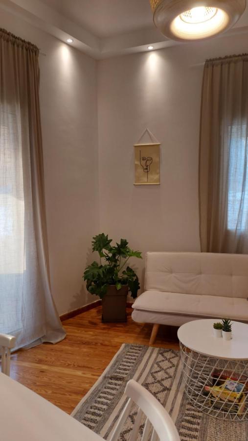 Onar Beachfront Residence, Loutraki Extérieur photo