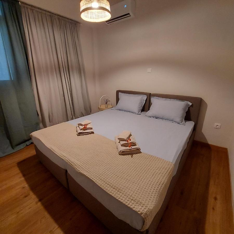 Onar Beachfront Residence, Loutraki Extérieur photo
